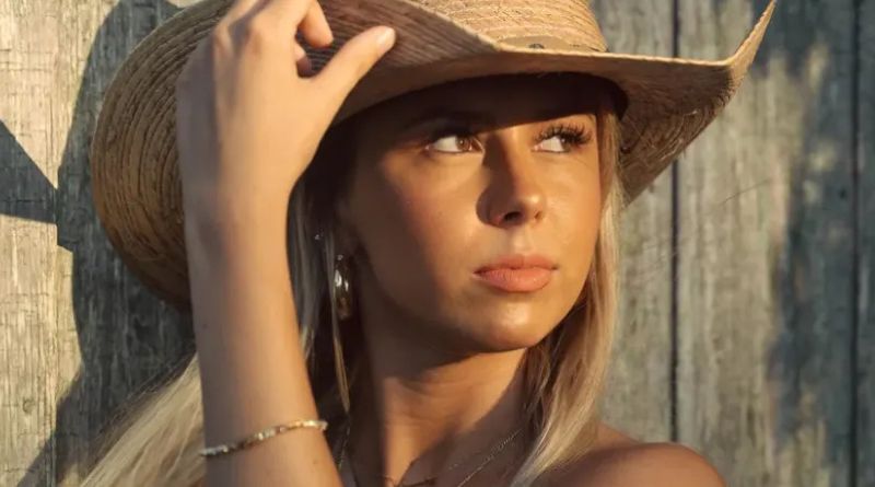 Hawk Tuah Girl Net Worth: The Viral Sensation's Rise to Fame